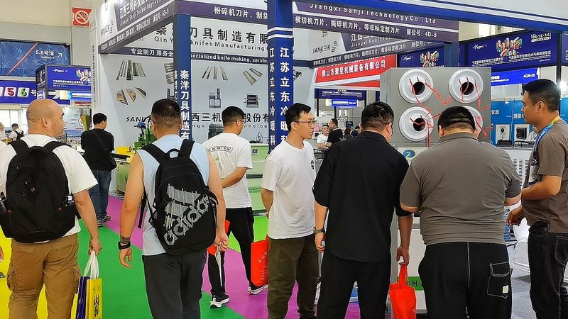 展览展示灯光参数解析：如何挑选合适的照明方案
